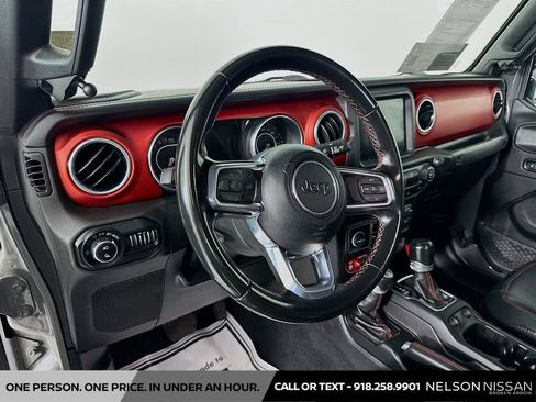 Used 2020 Jeep Gladiator Rubicon AWD/4WD image 9