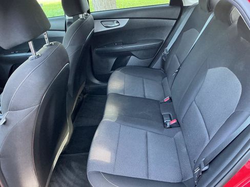 Used 2023 Kia Forte LXS FWD image 17
