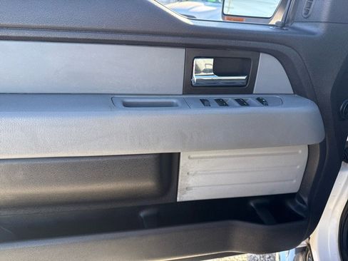 Used 2012 Ford F150 XLT w/ XLT Chrome Pkg image 16