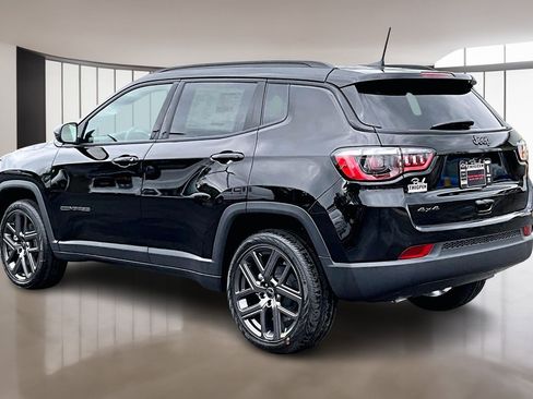 New 2026 Jeep Compass Latitude image 3