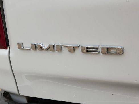 Used 2019 RAM 1500 Limited image 9