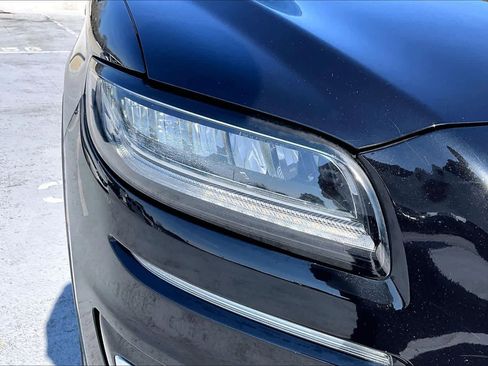 Used 2019 Lincoln Nautilus Reserve w/ Driver Assistance Package image 27