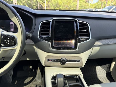 Used 2024 Volvo XC90 B6 Plus w/ Protection Package Premier AWD/4WD image 30