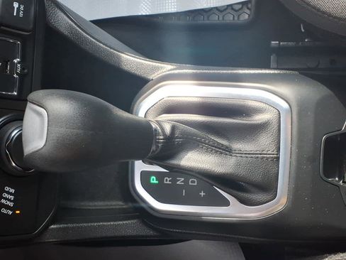 Used 2019 Jeep Renegade Altitude w/ Quick Order Package 2XM image 28