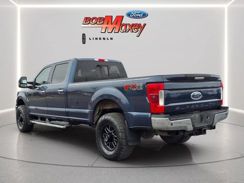 Used 2018 Ford F350 XLT w/ XLT Premium Package AWD/4WD image 7