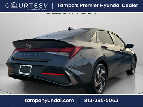 Certified 2025 Hyundai Elantra Sport image 3