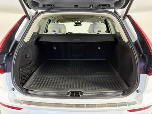 Certified 2023 Volvo XC60 T8 Plus w/ Protection Package Premier AWD/4WD image 27