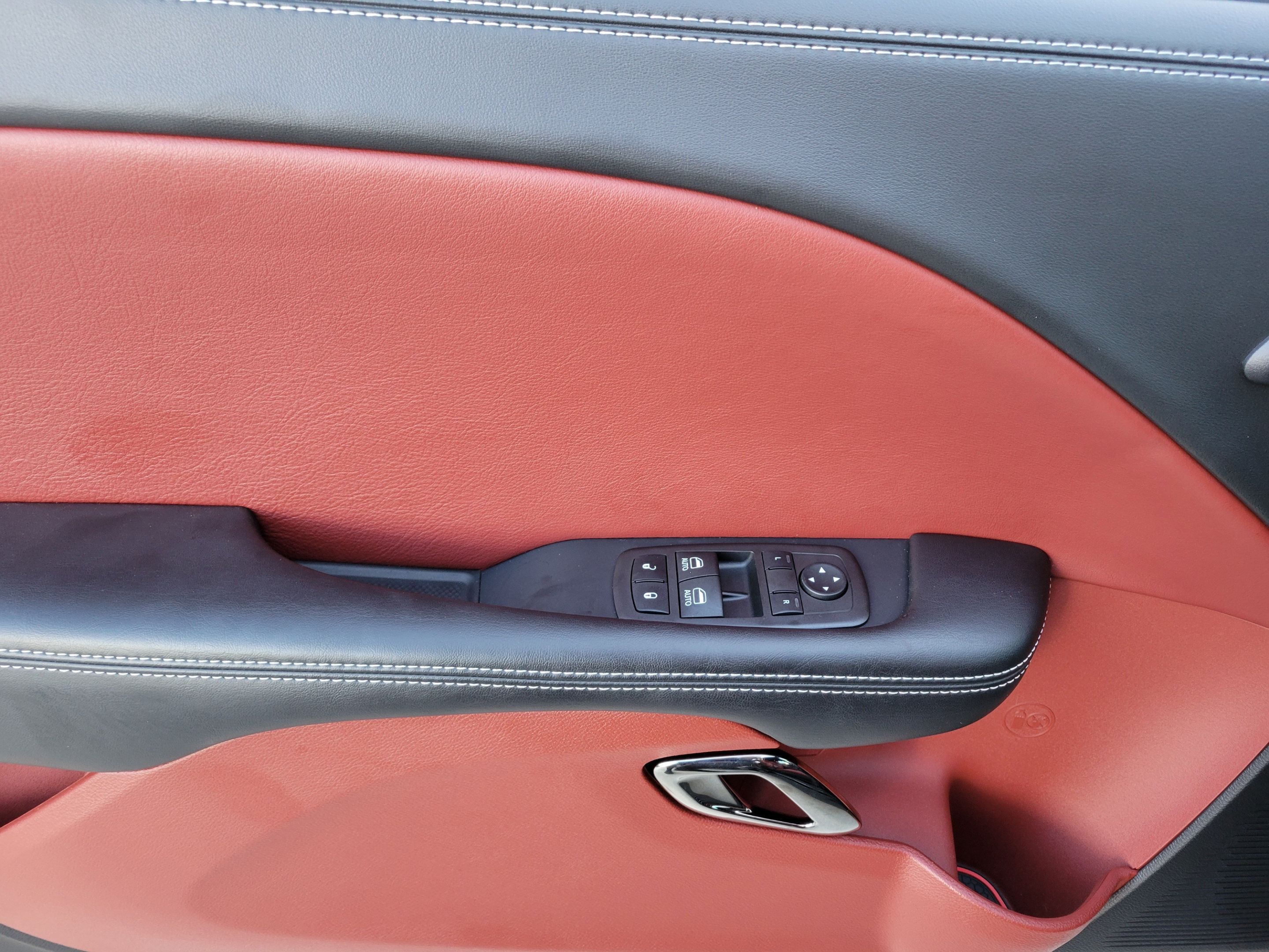 Used 2022 Dodge Challenger SRT Hellcat RWD image 11