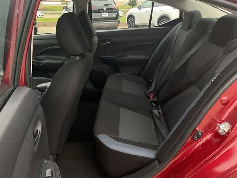 Used 2025 Nissan Versa SV FWD image 11