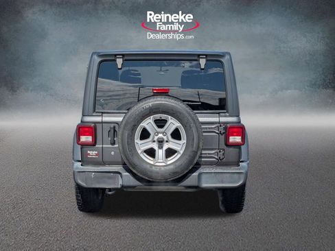Used 2018 Jeep Wrangler Unlimited Sport S image 6
