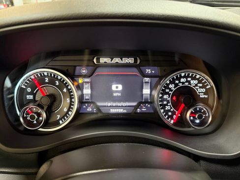 Used 2022 RAM 2500 Big Horn w/ Night Edition AWD/4WD image 9