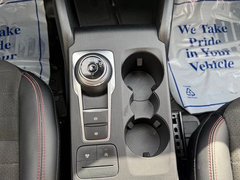 Used 2022 Ford Escape SEL w/ SEL Stealth AWD Package image 21