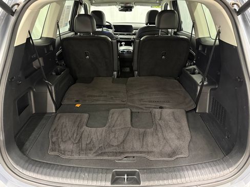 Used 2025 Kia Telluride S AWD/4WD image 6