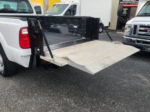 Used 2016 Ford F250 XL w/ Power Equipment Group RWD image 10