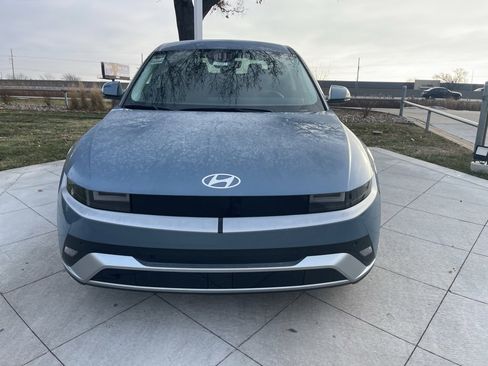 New 2026 Hyundai Ioniq 5 SEL image 8