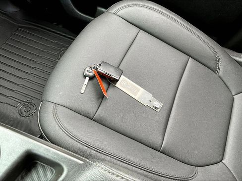 Used 2021 Chevrolet Silverado 3500 W/T w/ WT Convenience Package image 32