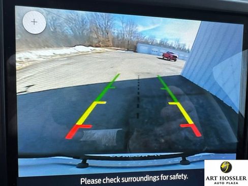 Used 2024 Ford Edge SE image 34