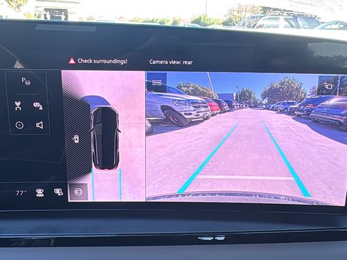 New 2025 Audi Q6 e-tron Premium image 19