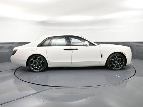 New 2027 Rolls-Royce Ghost Black Badge AWD/4WD image 9