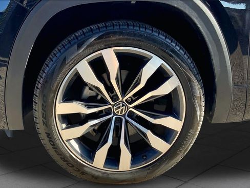 Used 2022 Volkswagen Atlas SEL Premium AWD/4WD image 21