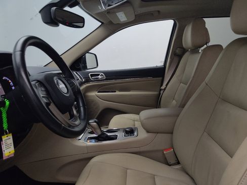Used 2017 Jeep Grand Cherokee Limited AWD/4WD image 17