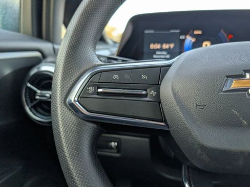 New 2026 Chevrolet Equinox EV LT image 15