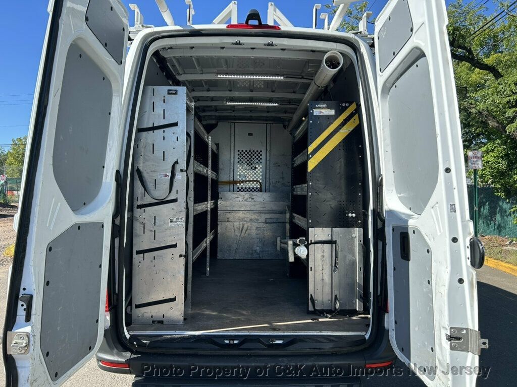 Used 2021 Mercedes-Benz Sprinter 2500 image 35