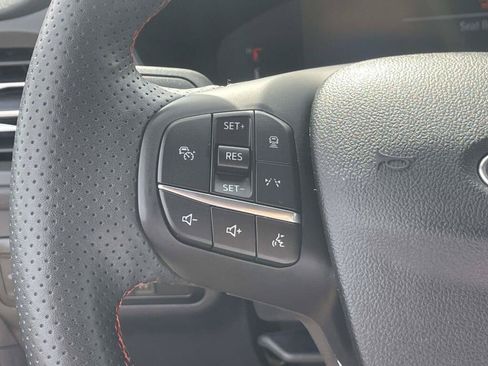 Certified 2024 Ford Escape ST-Line w/ Tech Pack #1 AWD/4WD image 35