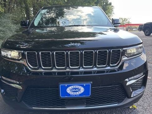 Used 2022 Jeep Grand Cherokee Limited 4xe image 13