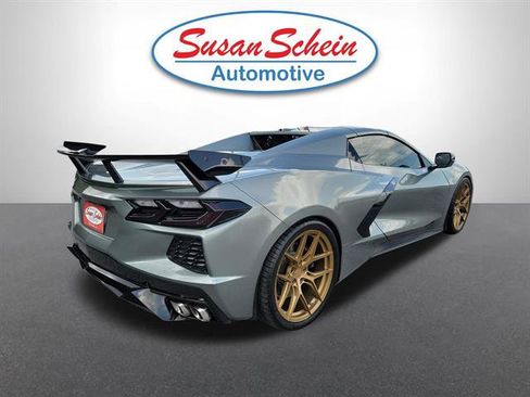 Used 2022 Chevrolet Corvette Stingray Premium Conv w/ Z51 Performance Package RWD image 23
