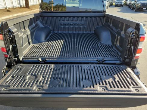 New 2026 Nissan Frontier SV w/ Tow Package RWD image 4