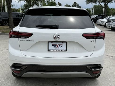 Used 2021 Buick Envision Essence w/ Sport Touring Package FWD image 6