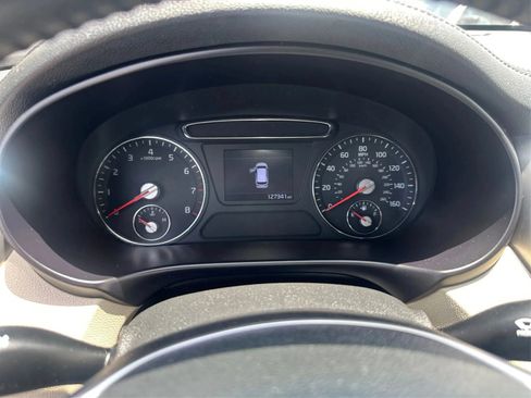 Used 2020 Kia Sorento S FWD image 17