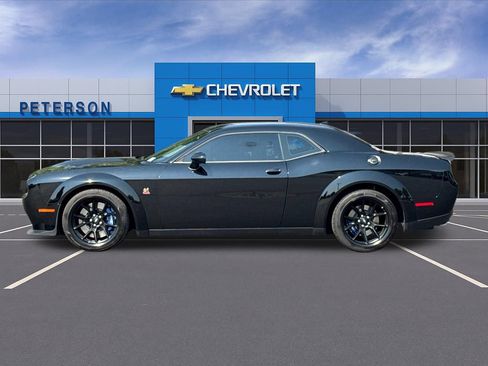 Used 2023 Dodge Challenger R/T Scat Pack RWD image 7