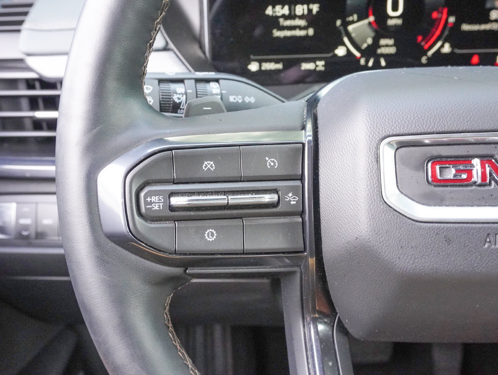 Used 2025 GMC Acadia AT4 w/ Luxury Package AWD/4WD image 49