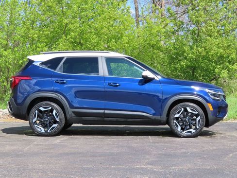 Certified 2024 Kia Seltos SX AWD/4WD image 2