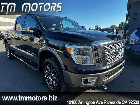 Used 2016 Nissan Titan Platinum Reserve image 20