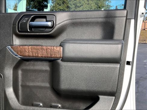 Used 2020 GMC Sierra 2500 Denali w/ Denali Ultimate Package image 25