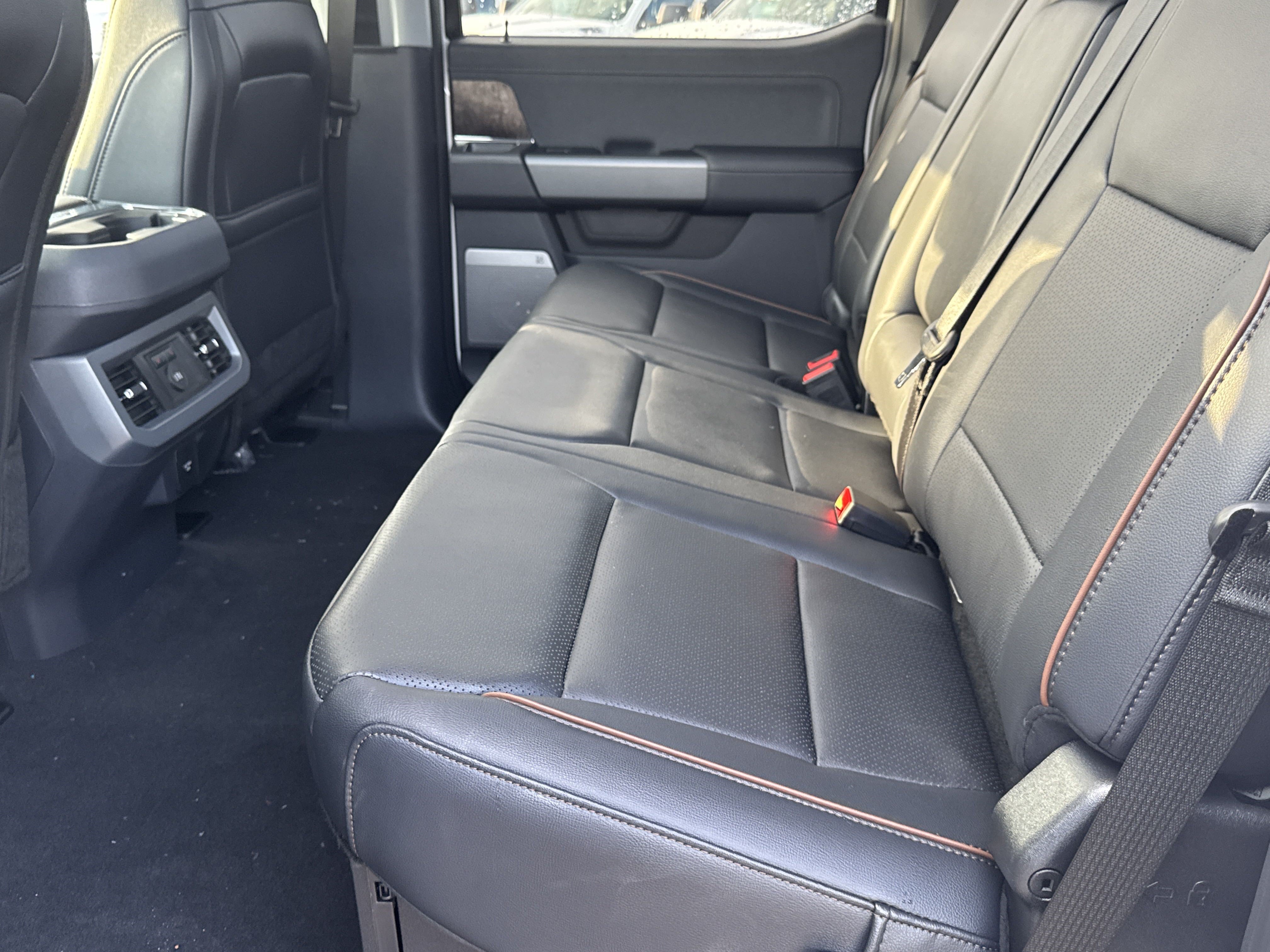 New 2025 Ford F250 Lariat w/ Lariat Ultimate Package AWD/4WD image 22