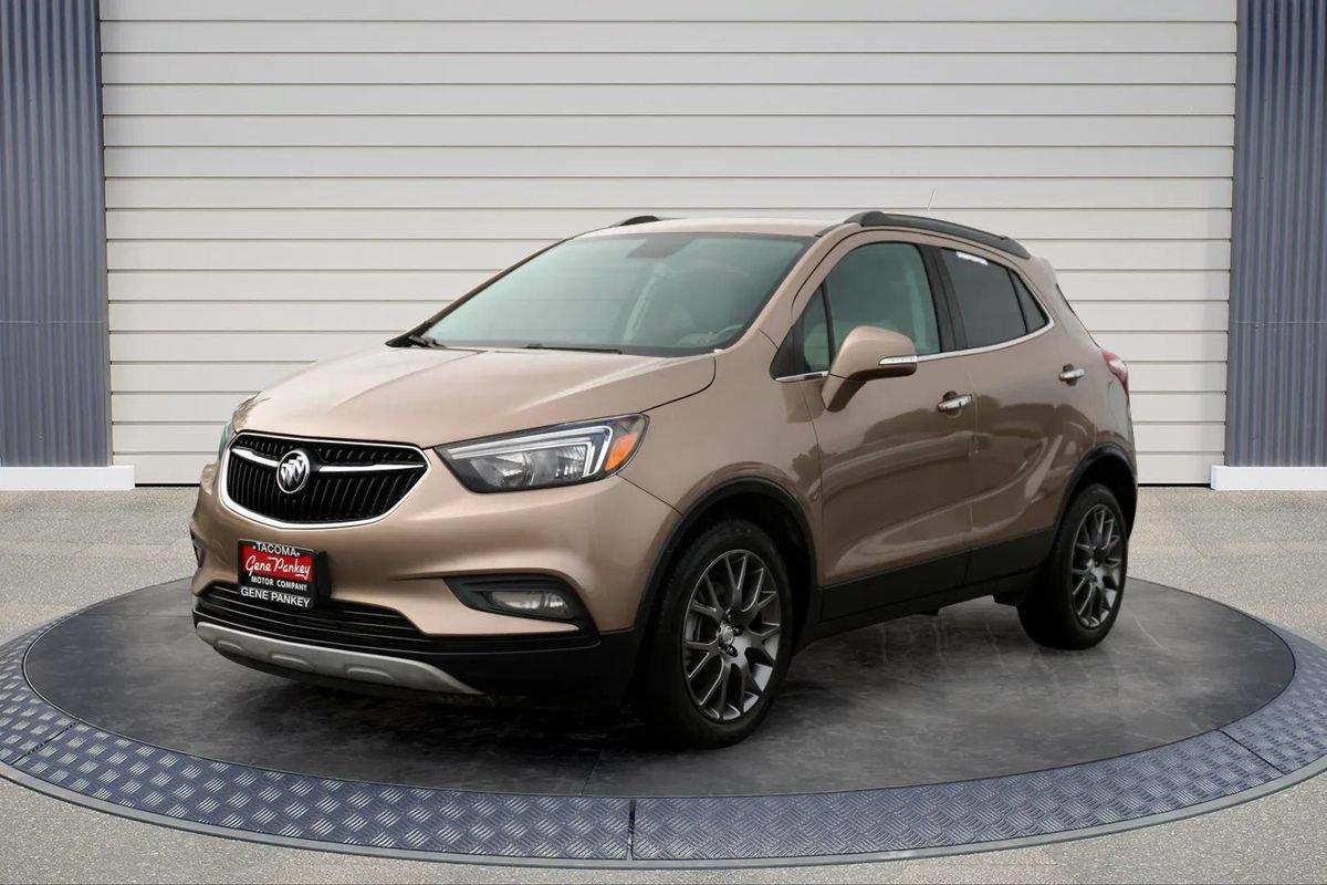 Used 2019 Buick Encore Sport Touring w/ Safety Package FWD image 3
