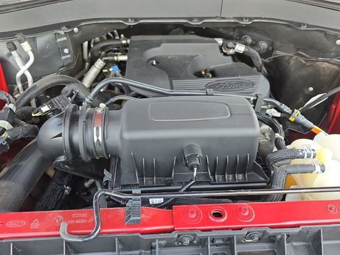 Used 2020 Ford Explorer XLT w/ Equipment Group 202A RWD image 32