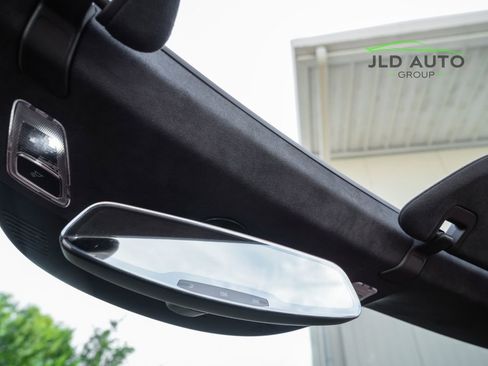 Used 2016 Chevrolet Corvette Z06 w/ 3LZ Preferred Equipment Group image 27