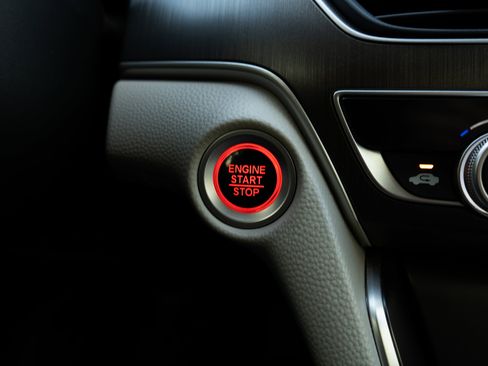 Used 2018 Honda Accord LX image 25