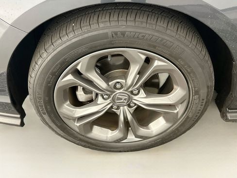 Used 2023 Honda Accord EX image 11