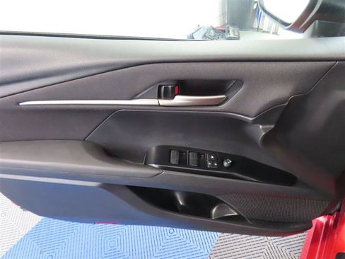 Used 2025 Toyota Camry LE FWD image 16