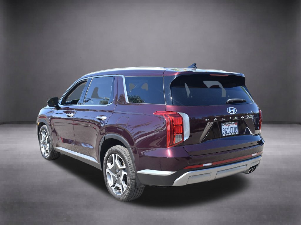 Certified 2023 Hyundai Palisade Limited FWD image 6