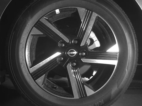 Used 2025 Nissan Sentra SV image 14