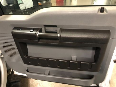 Used 2013 Ford F250 XL w/ PWR Equipment Group image 18