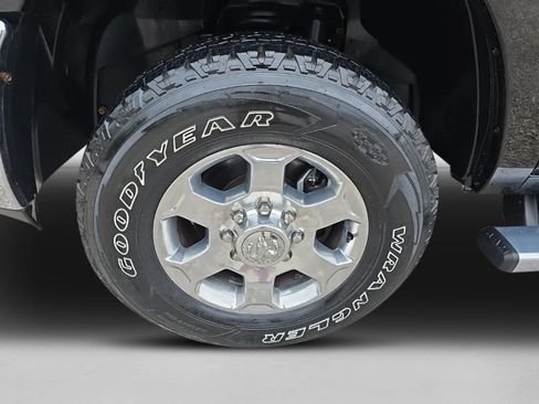 Used 2018 RAM 2500 Big Horn AWD/4WD image 10