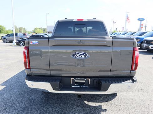 New 2025 Ford F150 Lariat w/ Equipment Group 502A High image 4